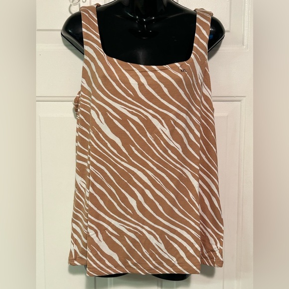 Maurice’s Women’s Size XXL Simply Smooth Double Layer Square Neck Tank Top - Picture 3 of 7
